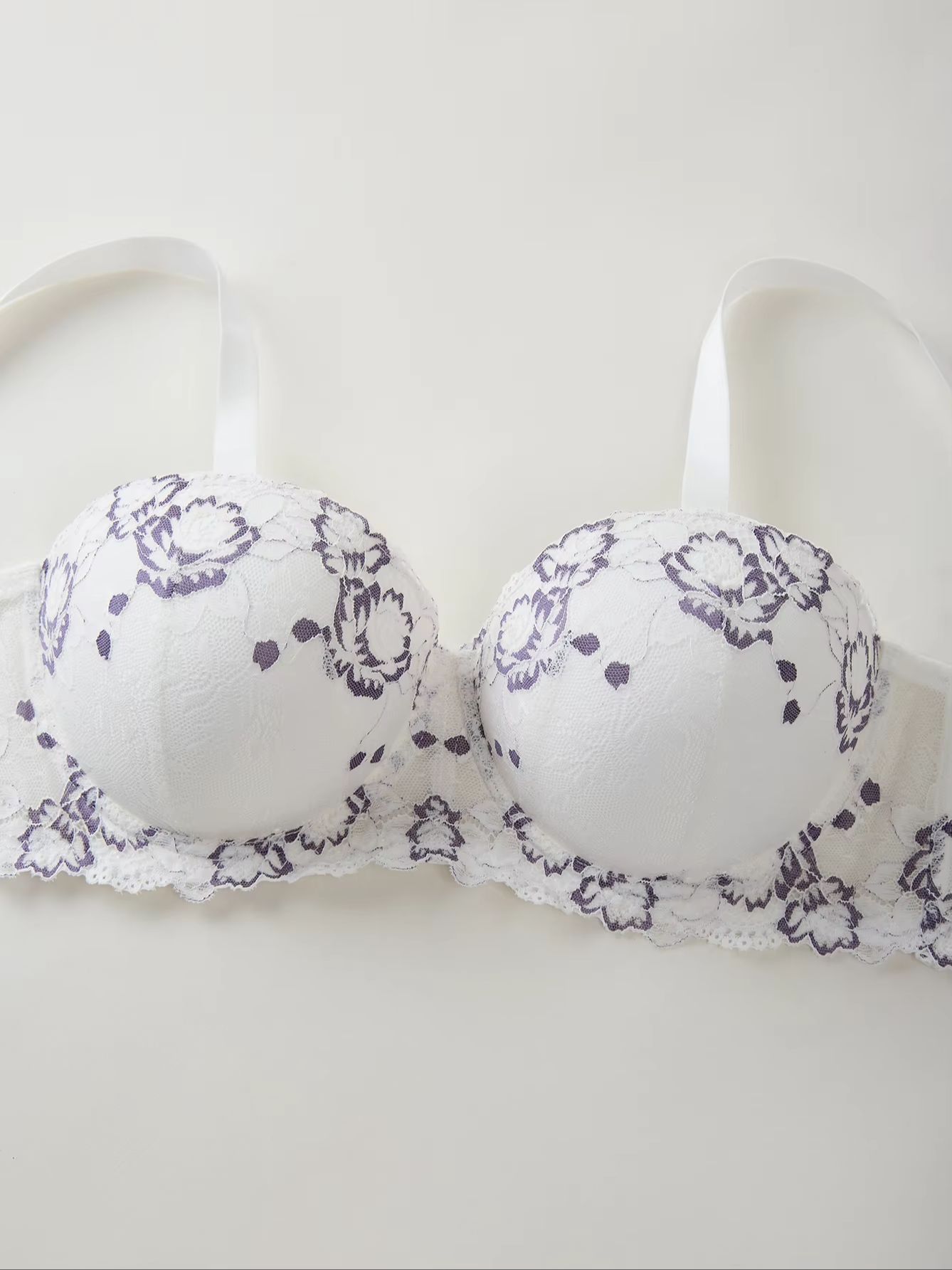 Plus Size Lace & Embroidery Wo - Minimizer Bra Women recensie en prijs