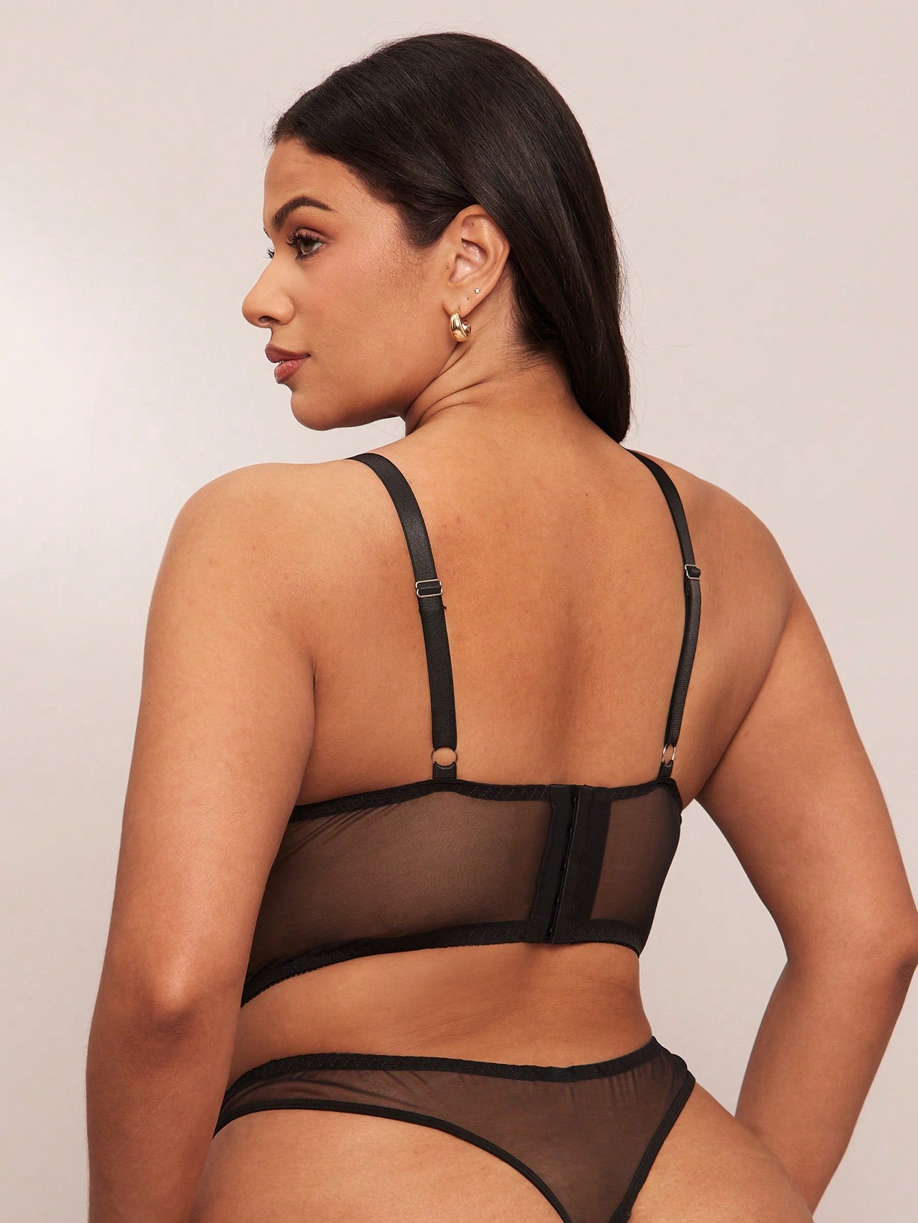 BAE Black Sheer Embroidered Pl - Sheer Bra Lace recensie en prijs